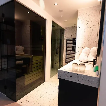 Boutique Edelweiss ホテル *