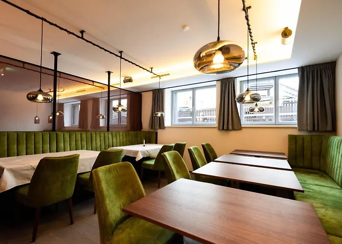 Boutique Edelweiss Hotell