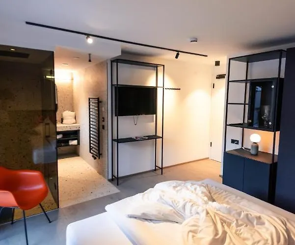 Boutique Edelweiss Hotell *