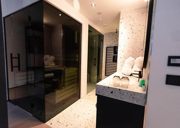 Boutique Edelweiss Hotell *