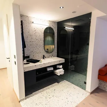 Hotel Boutique Edelweiss *